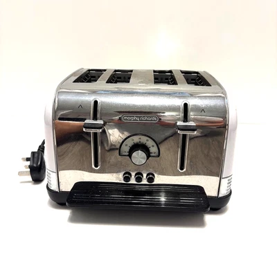 Morphy Richards Venture Retro 4-Slice Toaster in White 1.8kW 240332 - Tested - Image 1 of 4