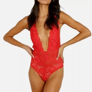 Body Free People We are HAH Comin' In HAHt Encaje Talla M Rojo Sirena SW230662 - Imagen 1 de 3