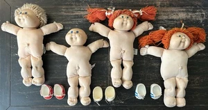 Cabbage Patch Puppen Konvolut Kleidung/Schuhe/Puppen *muss gereinigt werden* - Bild 1 von 24