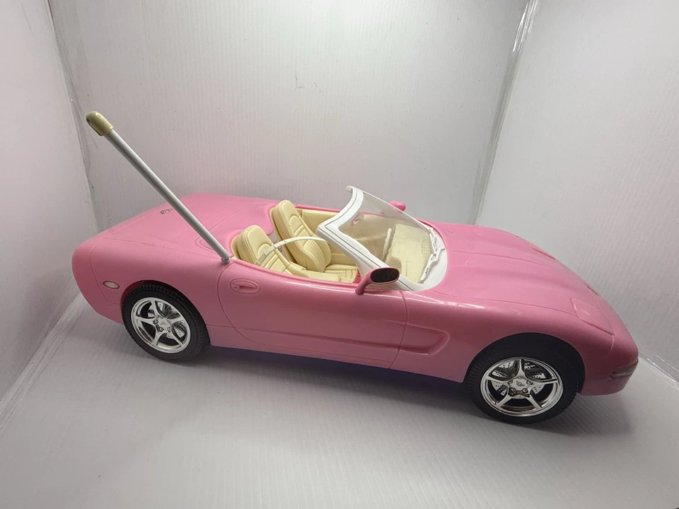 Barbie Convertible Corvette Rosa (Sin Control Remoto) Coche de Juguete 2001 Mattel  Foto 1 de 4