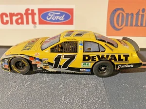 SCX DIGITAL NASCAR Ford Fusion"DeWalt" #17 1/32 Scale Slot Car Used - Picture 1 of 12