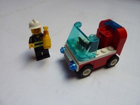 LEGO 30001 - FIRE TRUCK - City - Fire Engine