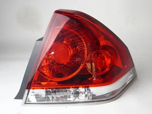 Chevrolet Impala 2006-2016 luz trasera freno freno freno trasero derecho Rh OEM - Imagen 1 de 10