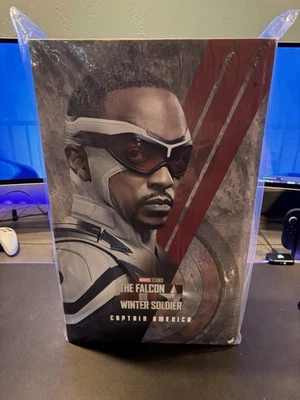 Figura de acción Capitán América Falcón Soldado de Invierno TMS040 - Hot Toys escala 1/6 Foto 1 de 3