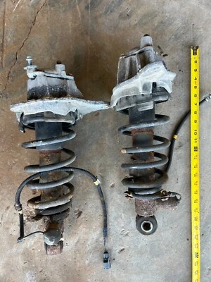 Par de puntales traseros izquierdo y derecho Volvo S60R V70R 2005-2007 4C 8672094 OEM #977EM Foto 1 de 4