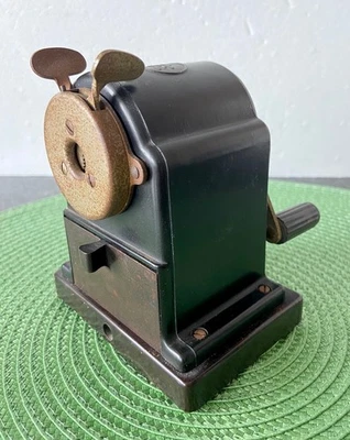 alte Spitzmaschine Bleistiftanspitzer FTE Modell 120, Bakelit Vintage DDR, DEKO - Bild 1 von 4