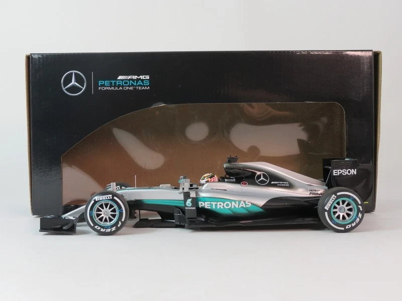MINICHAMPS Mercedes GP Diecast Formula 1 Cars 2016 Vehicle Year