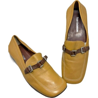 Mocasines Enzo Angiolini Helene de cuero tostado Horsebit Y2K para mujer talla 7,5 M Foto 1 de 4