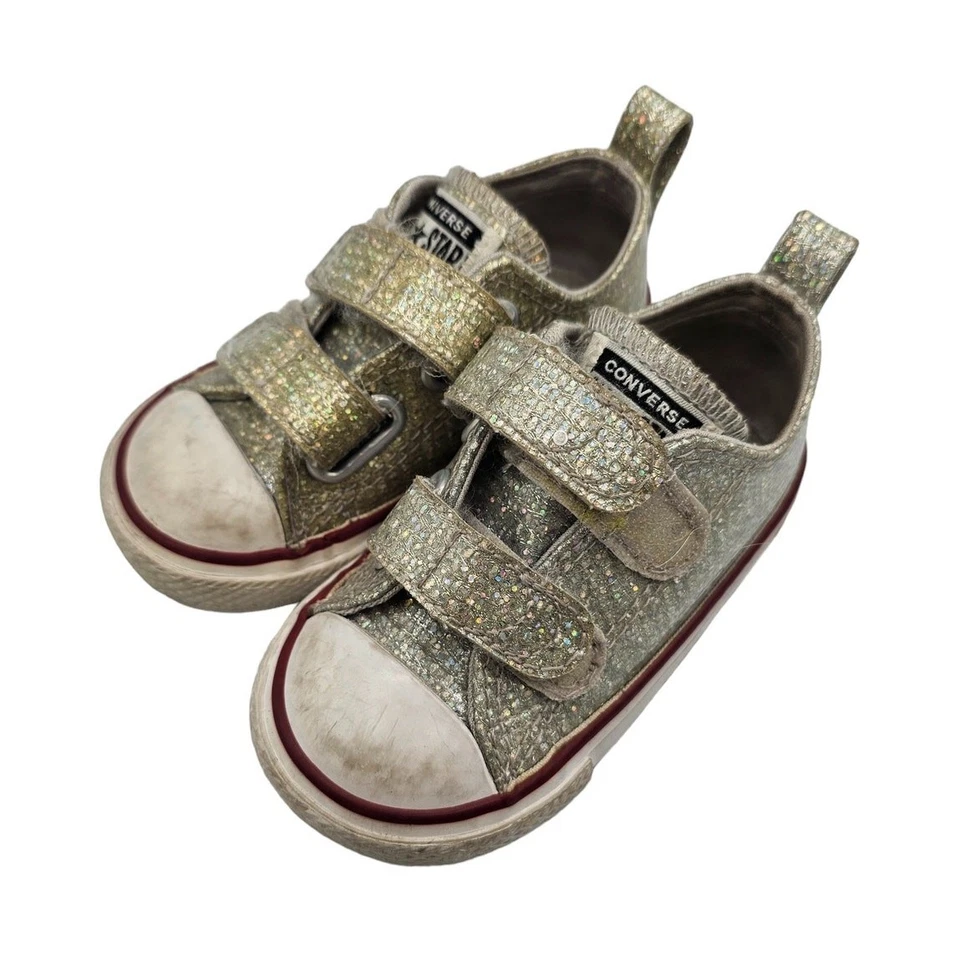 Zapatos Converse Chuck Taylor All Star 2V Ox para niños pequeños esmalte de ratón rojo talla 5 Foto 1 de 4