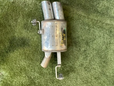 BMW F10 535i GT XDRIVE 2012 2015 parte trasera izquierda escape silenciador punta OEM 252205 Foto 1 de 4