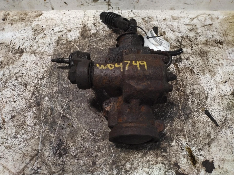 Used Rack and Pinion Assembly fits: 2001 Chevrolet Silverado 1500 pickup Power S Foto 1 de 4