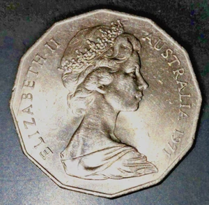 Circulated Australian 50c Fifty cent coin💰1971💰COAT OF ARMS - COA 💰 Low Mint - Picture 1 of 4
