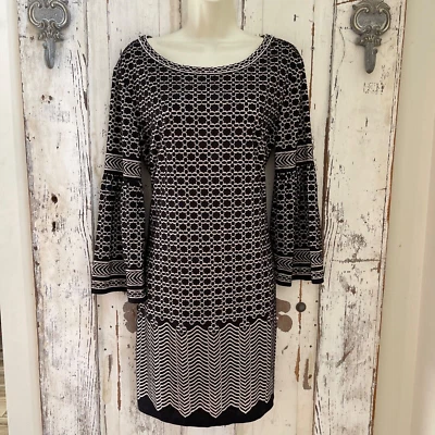 Max Studio размер маленький женский черный слоновой кости текстурированный Bell рукав Shift платье новый - Изображение 1 из 4