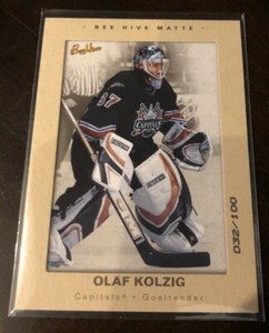2005-06 Upper Deck Bee Hive Matte /100 Olaf Kolzig #90 Beehive