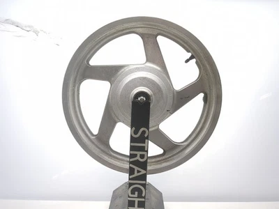 Llanta delantera recta 94-04 Honda VF750C Magna 750 17X3,00 Foto 1 de 4