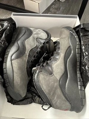 Jordan 10 Sombras Retro Talla 9.5 Foto 1 de 4