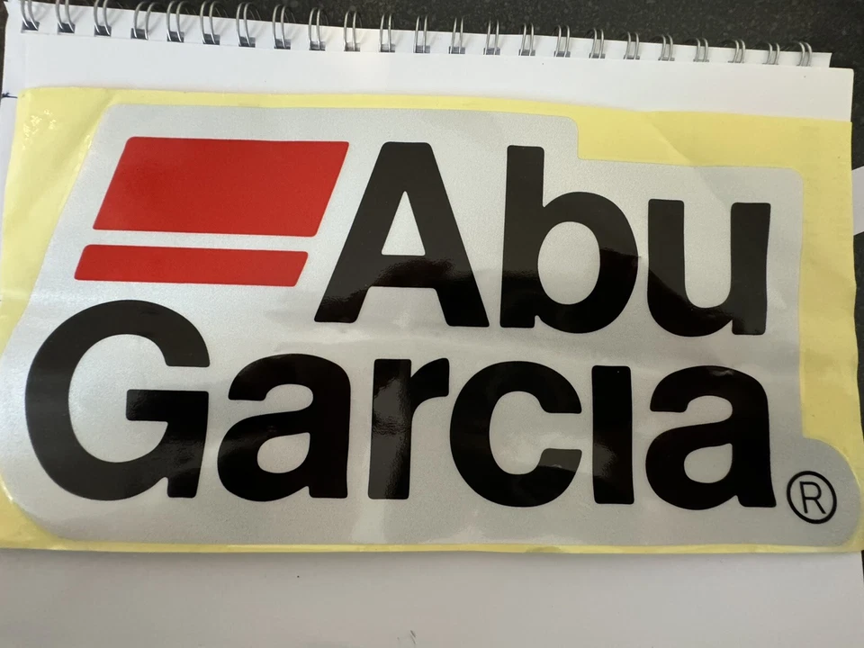 CALCOMANÍA CON LICENCIA ABU GARCIA, PORTÁTIL, CAJA DE PESCA, CALCOMANÍA PROMOCIONAL TIENDA 30x15cm Foto 1 de 4