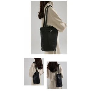 Trendy Women s Shoulder Bag With Ample Space For Essential PU Leather Handbag - Picture 1 of 11
