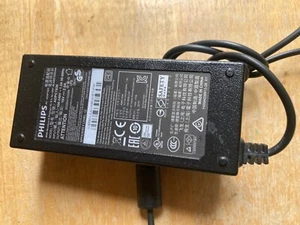 Oryginalny adapter Philips ADPC1936 19V 2.0A do monitorów i wyświetlaczy MMD Philips - Zdjęcie 1 z 8