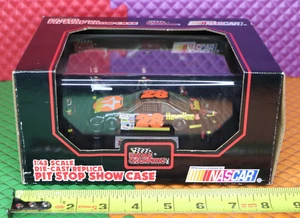 1992 Racing Champions Davey Allison Pit Stop Show Case Nascar #28 Hard Case 1:43 - Picture 1 of 12