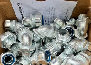 (25-Pk) Thomas & Betts 90 Deg Flexible Conduit Connector Liquidtight 1/2" 5252 - Picture 1 of 3
