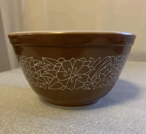 Pyrex Woodland Brown Cinderella Mixing Bowl 401 750ml - Picture 1 of 8