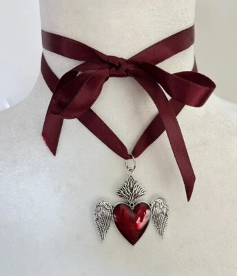 大号圣心小饰品丝带项链项链红色蝴蝶结奇思索维多利亚 — 第 1/4 张图片