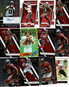 A LOT OF (35) TOPPS+ TAMPA BAY BUCCANEERS ROOKIE AUTO & BASE ROOKIE/STAR CARDS