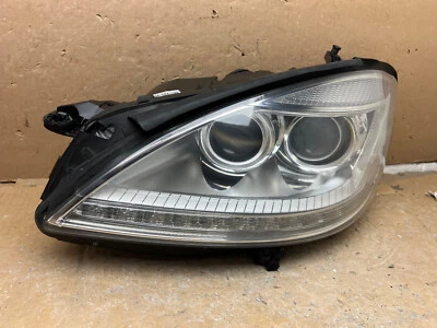 Faro de xenón AFS para conductor izquierdo Mercedes Benz Clase S S550 W221 2010-2013 OEM Foto 1 de 4