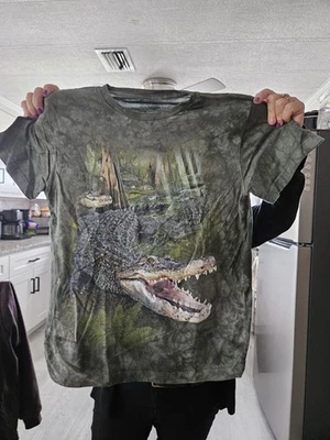 Alligators green tie dye t shirt size youth large the mountain NWOT.        A45 - Image 1 of 4