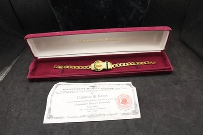 CAMROSE & KROSS JBK EMERALD 绿色钻石水钻扣手链 带盒 — 第 1/4 张图片