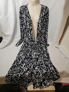 Diane Von Firstenberg Long Cardigan,Duster ,Wrap Dress,Tie,Black White, Med,NWT - Picture 1 of 8