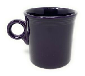 FIESTAWARE HOMER LAUGHLIN COFFEE CUP/MUG, PLUM COLOR, RETIRED