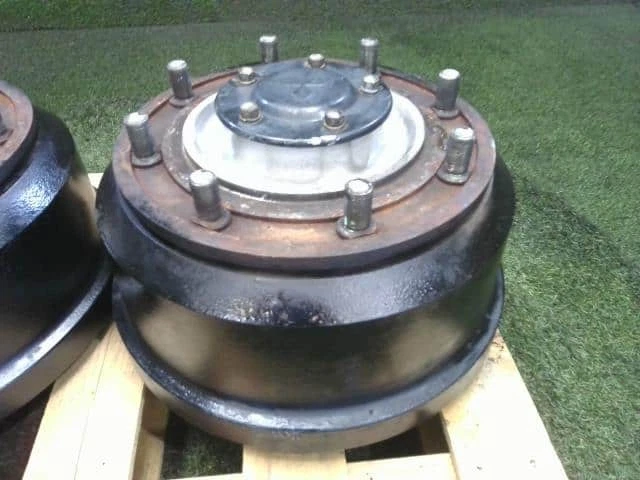 Conjunto de tambor buje delantero derecho Mitsubishi Fuso Fighter Mignon [PA86909668] Foto 1 de 4