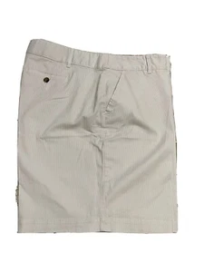 Women's Shorts. Kim Rogers Size 18  Color Beige, Front button and zipper. - Picture 1 of 1