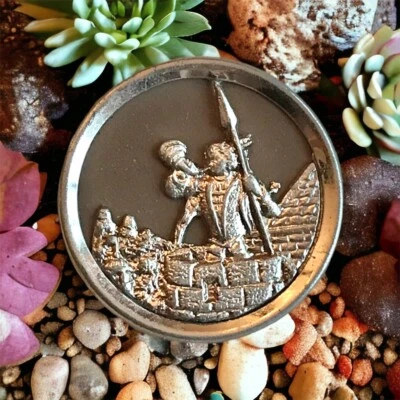 Victorian Picture Button The Trumpeter of Cracow or The Bugler - Image 1 of 4