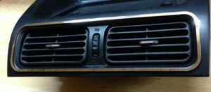 D Lexus I200-I300 Chrom Rahmen für Lüftungsschacht Mitte - Edelstahl poliert - Picture 1 of 3