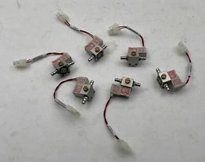 [LOT OF 6] Clippard E310C 3/2 N.C 0-100 PSI Valve - Picture 1 of 4