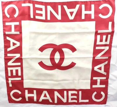 CHANEL Bufanda Vintage Seda Logo CC 89×89cm Rojo Foto 1 de 4