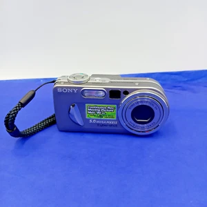 Sony Digital Camera Cybershot DSC-P10 5.0MP Silver Tested - Picture 1 of 6