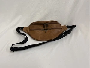 Vintage braune Leder Bauchtasche, Gürteltasche, Umhängetasche, mehrere Reißverschlusstaschen - Bild 1 von 8