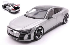 Burago AUDI RS e-TRON GT 2022 SILVER 1:18 - Foto 1 di 1