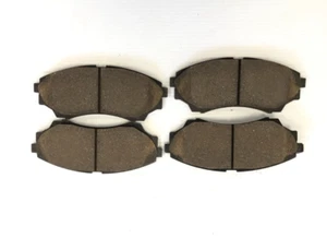 Genuine Ford Everest 03-15/ Ford Ranger 02-12 Front Brake Pad Kit 2218086 - Picture 1 of 3
