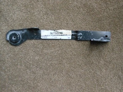 96 97 98 99 00 Dodge Caravan capó inferior izquierdo bisagra 1996 1997 1998 1999 2000 Foto 1 de 2