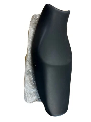 Novo Assento Triumph Sprint Fabricante de Equipamento Original T2301760 - Imagem 1 de 4