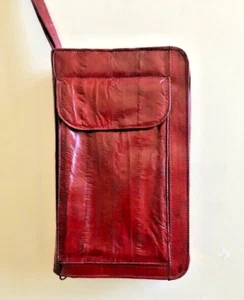 Rare Vintage 80's Men's Rich Burgundy Eel Skin Leather - Zippered Wallet Bag - Picture 1 of 17
