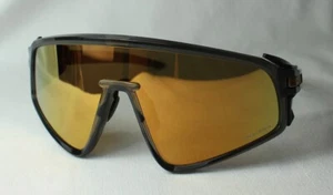 Oakley OO 9404-05 Latch Panel Gris Humo - Prizm 24k Nuevo - Imagen 1 de 4