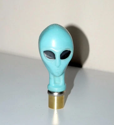 Mango azul cerámico estilo cabeza alienígena para bastón superior topper vintage Foto 1 de 4