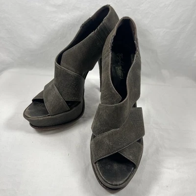 ELIZABETH & JAMES "Milla" Grey Pebbled Leather Platform Booties Heels Size 11B - Image 1 of 4