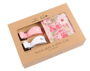 Emotion & Kids Muslin Wrap in Peony Rose with matching set of Pram Clips - Bild 1 von 4